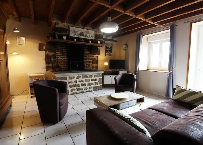 Spacieuse Avec Grand Jardin, Animaux Acceptes - Fr-1-497-99 Saint-Bomer-les-Forges