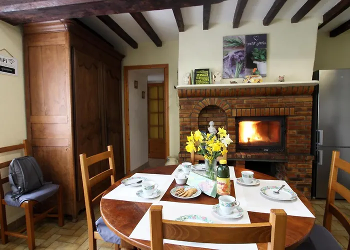 Spacieuse Avec Grand Jardin, Animaux Acceptes - Fr-1-497-99 * Saint-Bomer-les-Forges